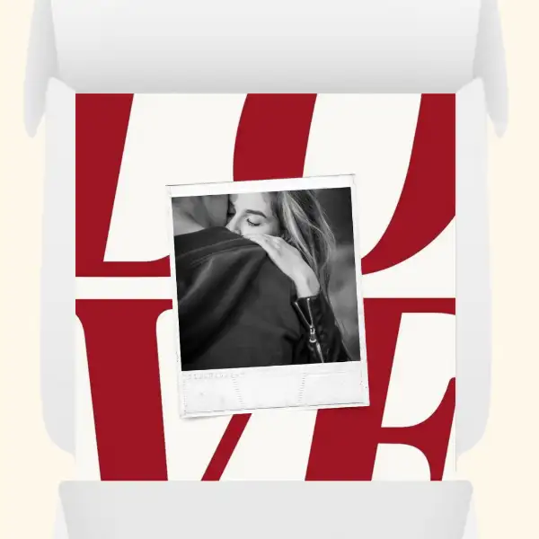Love, con foto